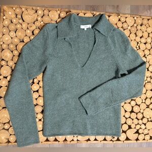 Vince Women’s long sleeve in Sage Green